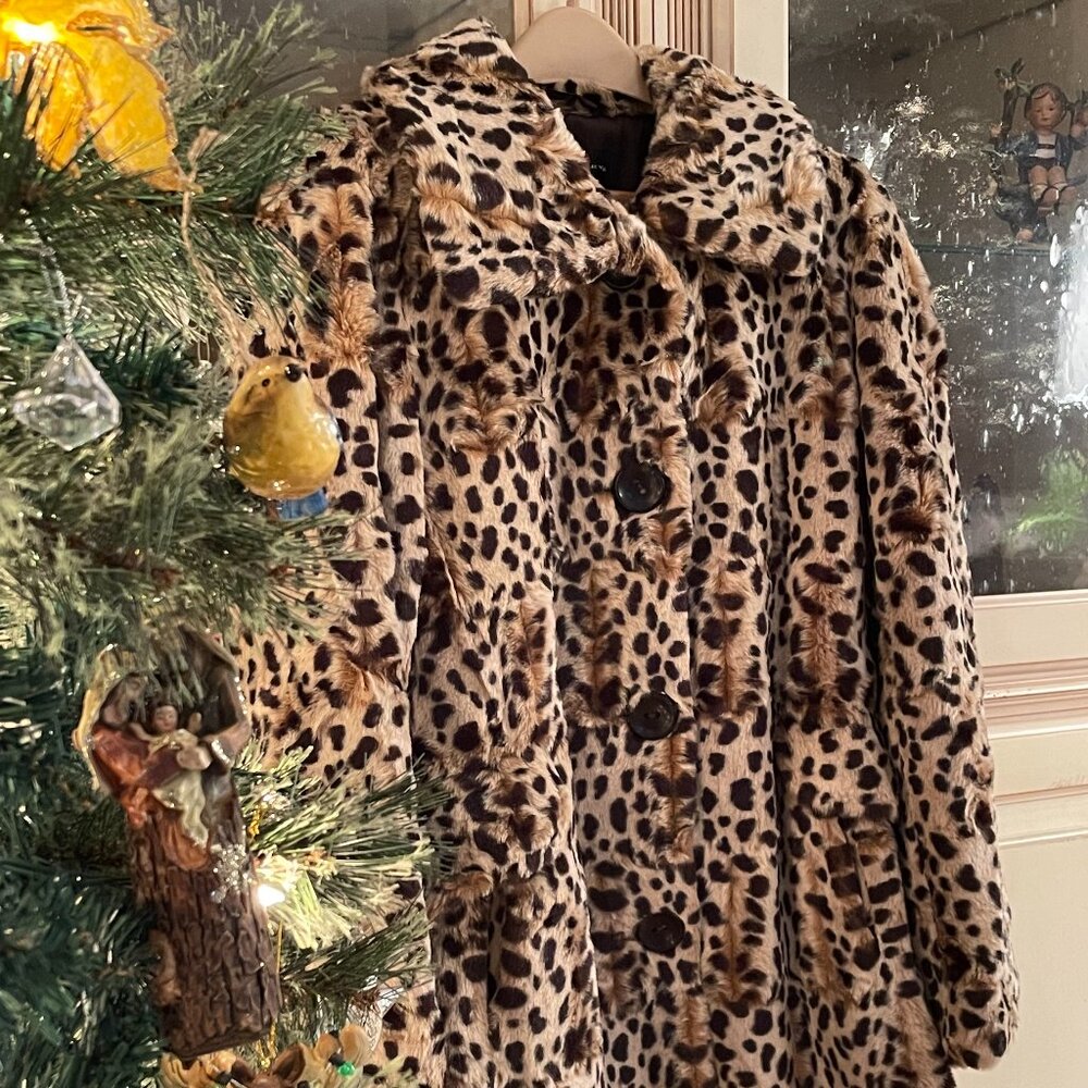 Gallery faux fur coat